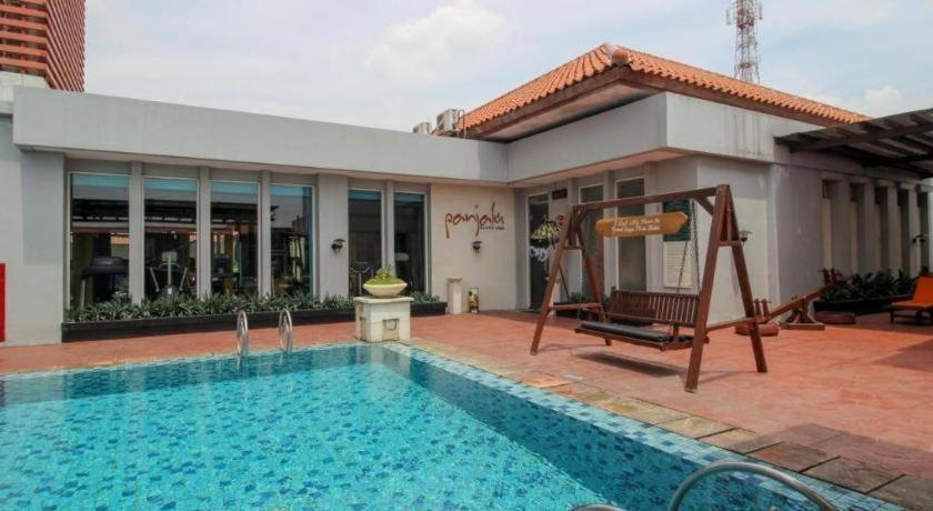Grand Surya Hotel Kediri Exterior photo